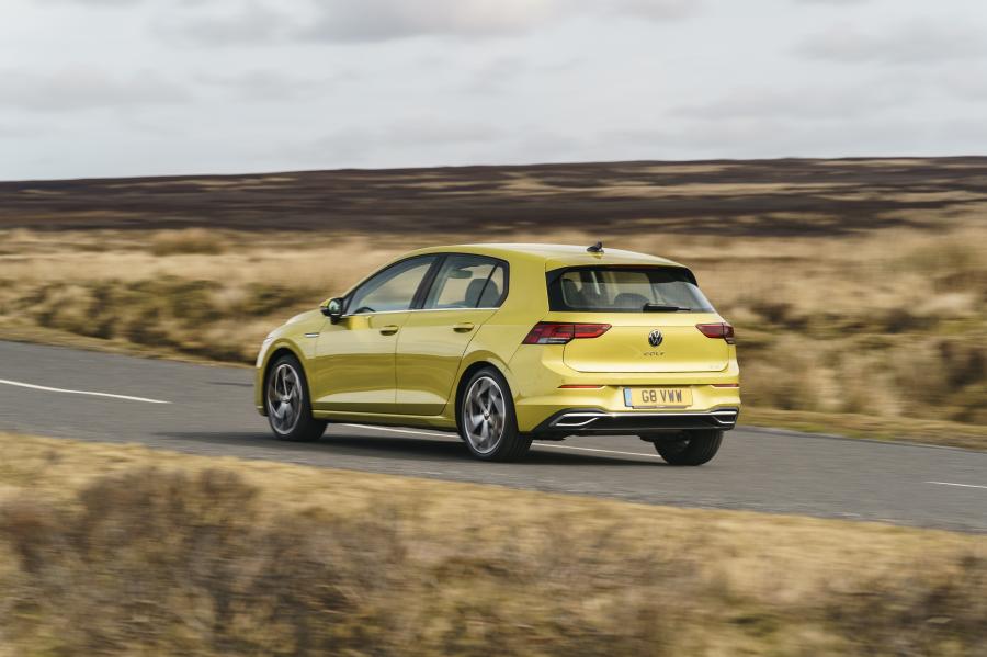  Volkswagen Golf Style 2020 года  (UK) (фото 19 из 40)